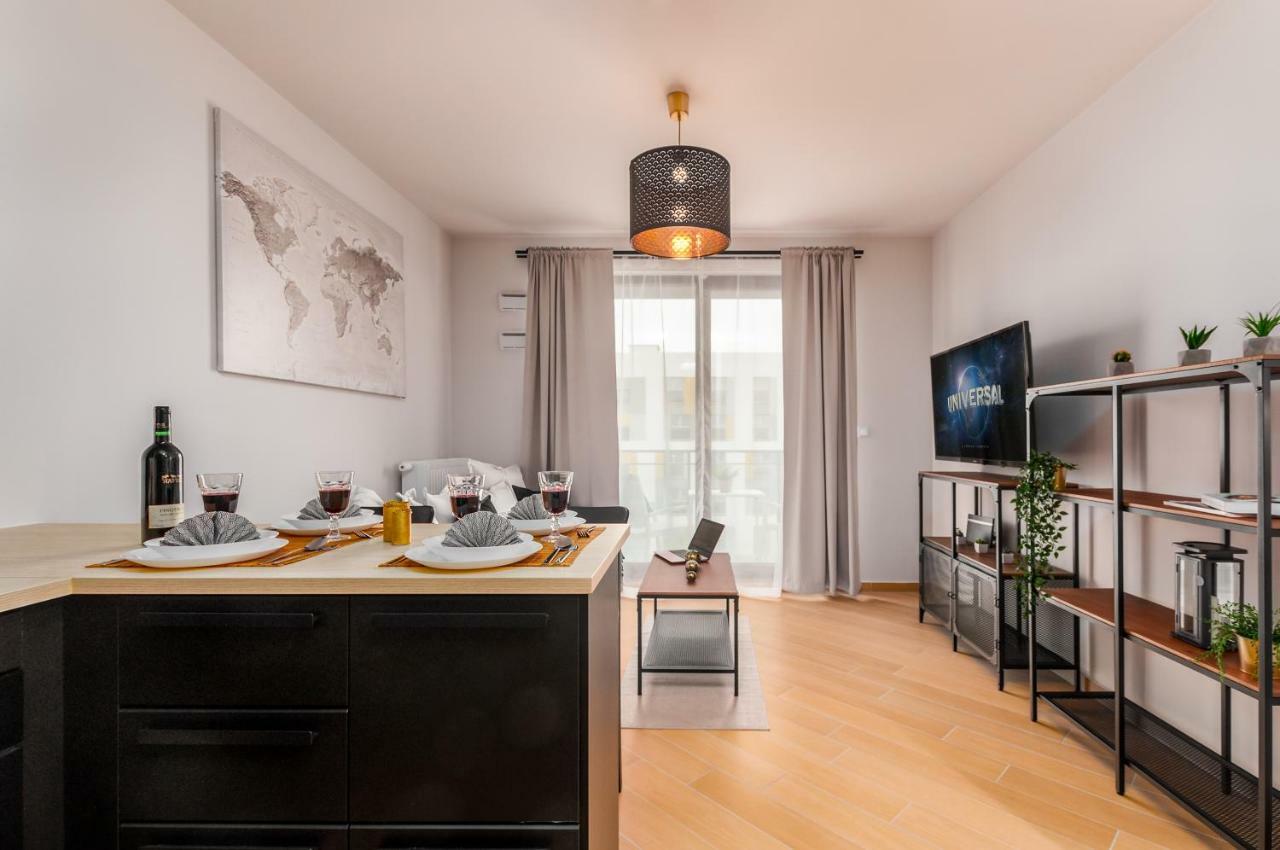Apartments Jana Kazimierza 50 By Renters Warschau Buitenkant foto